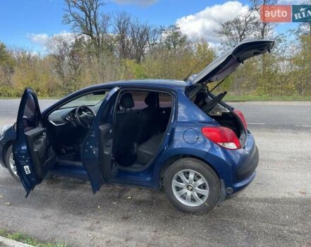 Синий Пежо 207, объемом двигателя 1.36 л и пробегом 269 тыс. км за 5500 $, фото 9 на Automoto.ua