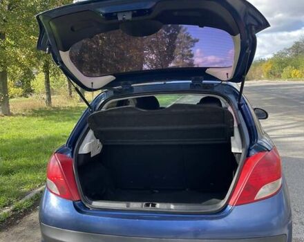 Синий Пежо 207, объемом двигателя 1.36 л и пробегом 269 тыс. км за 5500 $, фото 5 на Automoto.ua