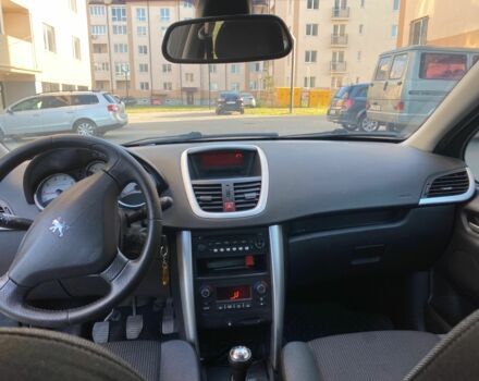 Синій Пежо 207, об'ємом двигуна 1.4 л та пробігом 199 тис. км за 3818 $, фото 5 на Automoto.ua