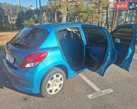 Синий Пежо 207, объемом двигателя 1.4 л и пробегом 260 тыс. км за 4500 $, фото 2 на Automoto.ua