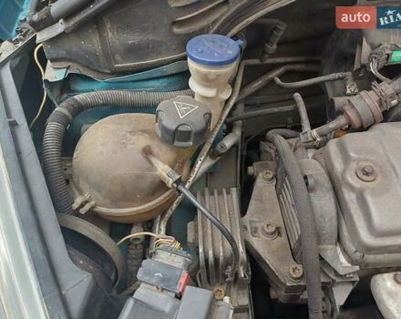 Синий Пежо 207, объемом двигателя 1.36 л и пробегом 193 тыс. км за 4500 $, фото 15 на Automoto.ua