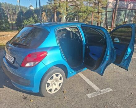 Синий Пежо 207, объемом двигателя 1.4 л и пробегом 260 тыс. км за 4500 $, фото 3 на Automoto.ua