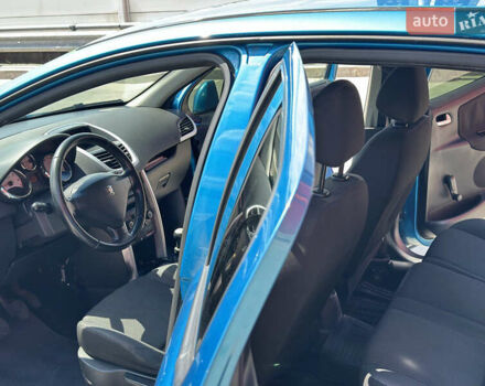 Синій Пежо 207, об'ємом двигуна 1.36 л та пробігом 296 тис. км за 3450 $, фото 4 на Automoto.ua