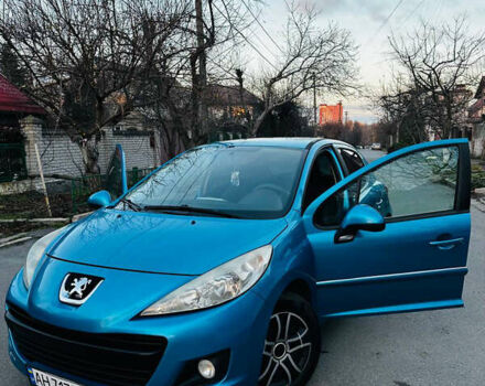 Синий Пежо 207, объемом двигателя 1.36 л и пробегом 200 тыс. км за 5000 $, фото 2 на Automoto.ua