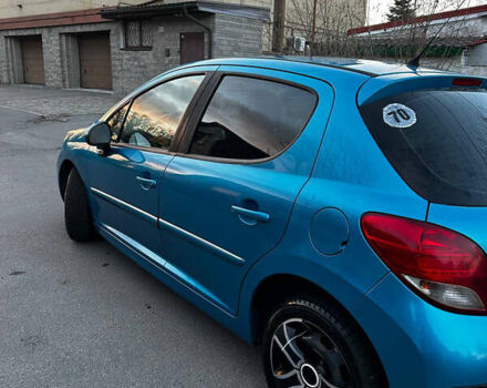 Синий Пежо 207, объемом двигателя 1.36 л и пробегом 200 тыс. км за 5000 $, фото 4 на Automoto.ua