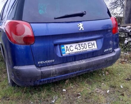 Синій Пежо 207, об'ємом двигуна 1.4 л та пробігом 238 тис. км за 1500 $, фото 3 на Automoto.ua