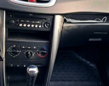 Синий Пежо 207, объемом двигателя 1.6 л и пробегом 96 тыс. км за 7500 $, фото 3 на Automoto.ua