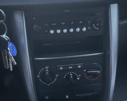 Синий Пежо 207, объемом двигателя 1.56 л и пробегом 192 тыс. км за 5300 $, фото 8 на Automoto.ua