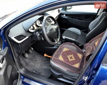 Синий Пежо 207, объемом двигателя 1.4 л и пробегом 250 тыс. км за 3800 $, фото 15 на Automoto.ua