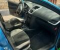 Синій Пежо 207, об'ємом двигуна 1.4 л та пробігом 240 тис. км за 4500 $, фото 5 на Automoto.ua