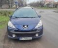 Синий Пежо 207, объемом двигателя 1.4 л и пробегом 241 тыс. км за 5500 $, фото 1 на Automoto.ua