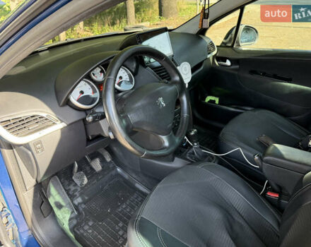 Синій Пежо 207, об'ємом двигуна 1.4 л та пробігом 265 тис. км за 4500 $, фото 12 на Automoto.ua