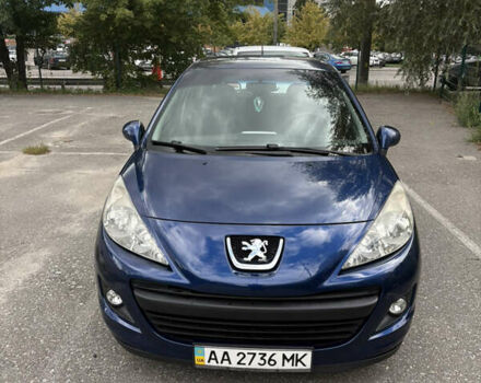 Синій Пежо 207, об'ємом двигуна 1.36 л та пробігом 203 тис. км за 3900 $, фото 1 на Automoto.ua