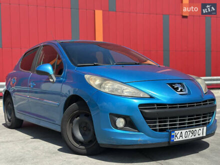Синий Пежо 207, объемом двигателя 1.36 л и пробегом 292 тыс. км за 4200 $, фото 1 на Automoto.ua