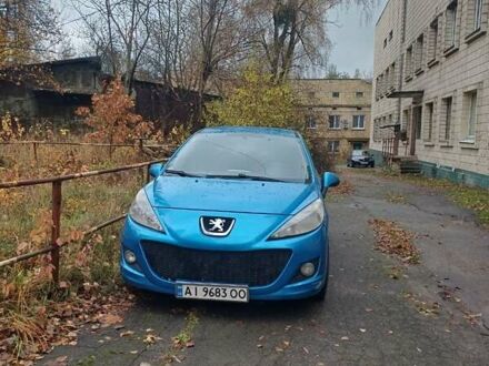 Синій Пежо 207, об'ємом двигуна 1.36 л та пробігом 193 тис. км за 4500 $, фото 1 на Automoto.ua