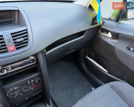 Зелений Пежо 207, об'ємом двигуна 1.4 л та пробігом 118 тис. км за 4990 $, фото 23 на Automoto.ua