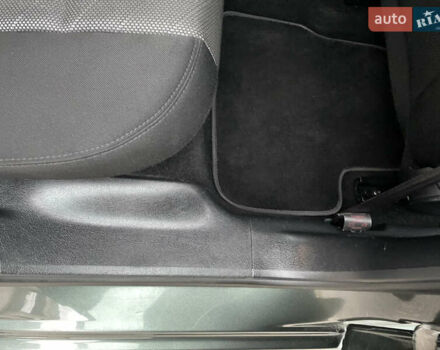 Зелений Пежо 207, об'ємом двигуна 1.6 л та пробігом 136 тис. км за 5550 $, фото 39 на Automoto.ua