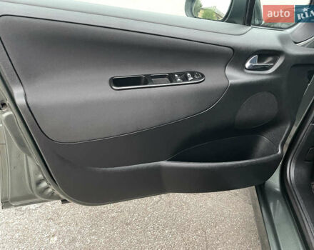 Зелений Пежо 207, об'ємом двигуна 1.6 л та пробігом 136 тис. км за 5550 $, фото 45 на Automoto.ua