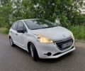 Білий Пежо 208, об'ємом двигуна 1.4 л та пробігом 125 тис. км за 6200 $, фото 1 на Automoto.ua