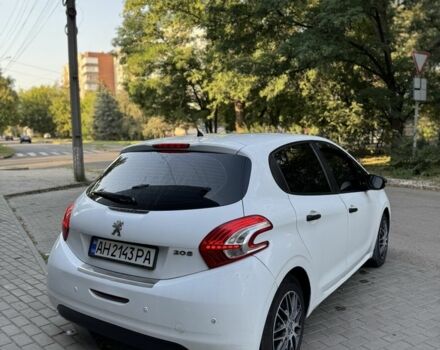 Белый Пежо 208, объемом двигателя 1.4 л и пробегом 300 тыс. км за 7000 $, фото 3 на Automoto.ua