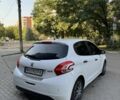 Белый Пежо 208, объемом двигателя 1.4 л и пробегом 300 тыс. км за 7000 $, фото 3 на Automoto.ua