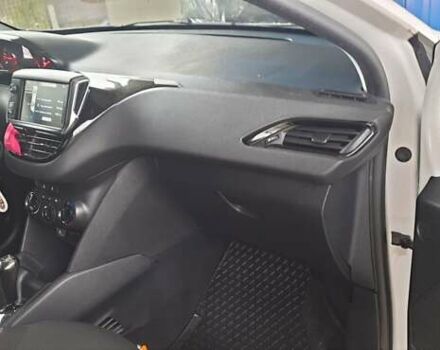 Білий Пежо 208, об'ємом двигуна 1.4 л та пробігом 259 тис. км за 7100 $, фото 63 на Automoto.ua