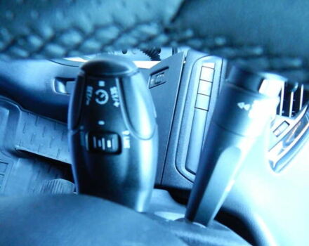 Пежо 208 2012 в Трускавце на Automoto.ua Белый Пежо 208, объемом двигателя 1.4 л и пробегом 160 тыс. км за 5890 $, фото 54 на Automoto.ua