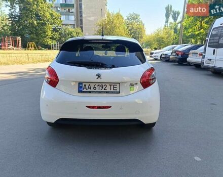 Белый Пежо 208, объемом двигателя 1.4 л и пробегом 113 тыс. км за 6450 $, фото 6 на Automoto.ua