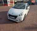 Білий Пежо 208, об'ємом двигуна 1.4 л та пробігом 248 тис. км за 7300 $, фото 1 на Automoto.ua