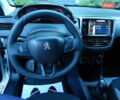 Пежо 208 2012 в Трускавце на Automoto.ua Белый Пежо 208, объемом двигателя 1.4 л и пробегом 160 тыс. км за 5890 $, фото 50 на Automoto.ua