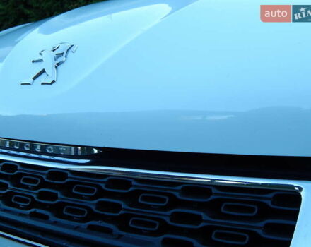 Пежо 208 2012 в Трускавце на Automoto.ua Белый Пежо 208, объемом двигателя 1.4 л и пробегом 160 тыс. км за 5890 $, фото 21 на Automoto.ua