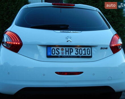 Пежо 208 2012 в Трускавце на Automoto.ua Белый Пежо 208, объемом двигателя 1.4 л и пробегом 160 тыс. км за 5890 $, фото 23 на Automoto.ua