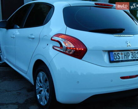 Пежо 208 2012 в Трускавце на Automoto.ua Белый Пежо 208, объемом двигателя 1.4 л и пробегом 160 тыс. км за 5890 $, фото 27 на Automoto.ua
