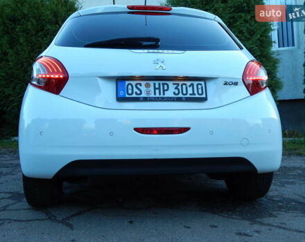 Пежо 208 2012 в Трускавце на Automoto.ua Белый Пежо 208, объемом двигателя 1.4 л и пробегом 160 тыс. км за 5890 $, фото 24 на Automoto.ua