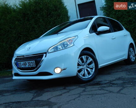 Пежо 208 2012 в Трускавце на Automoto.ua Белый Пежо 208, объемом двигателя 1.4 л и пробегом 160 тыс. км за 5890 $, фото 14 на Automoto.ua