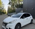 Белый Пежо 208, объемом двигателя 1.4 л и пробегом 300 тыс. км за 7000 $, фото 8 на Automoto.ua