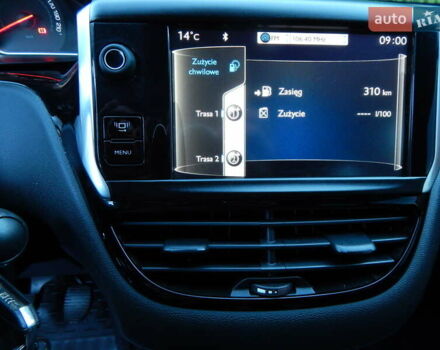 Пежо 208 2012 в Трускавце на Automoto.ua Белый Пежо 208, объемом двигателя 1.4 л и пробегом 160 тыс. км за 5890 $, фото 48 на Automoto.ua