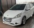 Білий Пежо 208, об'ємом двигуна 1.4 л та пробігом 259 тис. км за 7100 $, фото 35 на Automoto.ua