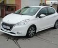 Білий Пежо 208, об'ємом двигуна 1.4 л та пробігом 222 тис. км за 6850 $, фото 1 на Automoto.ua