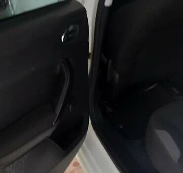 Білий Пежо 208, об'ємом двигуна 1.4 л та пробігом 259 тис. км за 7100 $, фото 50 на Automoto.ua