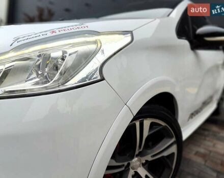 Білий Пежо 208, об'ємом двигуна 1.6 л та пробігом 137 тис. км за 6990 $, фото 2 на Automoto.ua