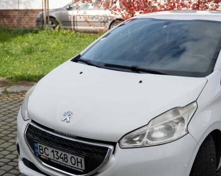 Белый Пежо 208, объемом двигателя 1.4 л и пробегом 187 тыс. км за 5900 $, фото 10 на Automoto.ua