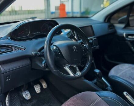 Белый Пежо 208, объемом двигателя 1.56 л и пробегом 175 тыс. км за 7900 $, фото 18 на Automoto.ua