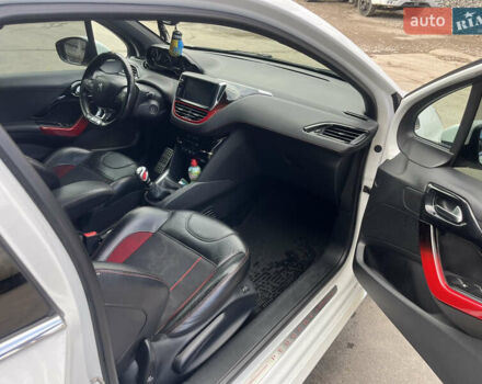 Белый Пежо 208, объемом двигателя 1.6 л и пробегом 183 тыс. км за 7350 $, фото 14 на Automoto.ua