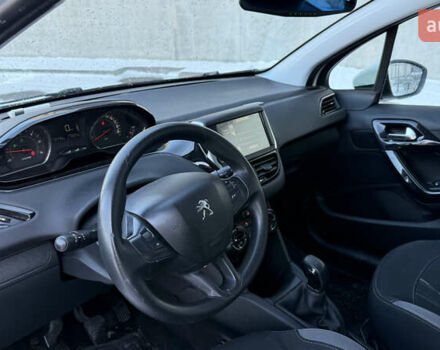 Белый Пежо 208, объемом двигателя 1.56 л и пробегом 88 тыс. км за 7000 $, фото 12 на Automoto.ua