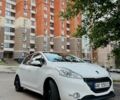 Белый Пежо 208, объемом двигателя 1.56 л и пробегом 175 тыс. км за 7900 $, фото 1 на Automoto.ua
