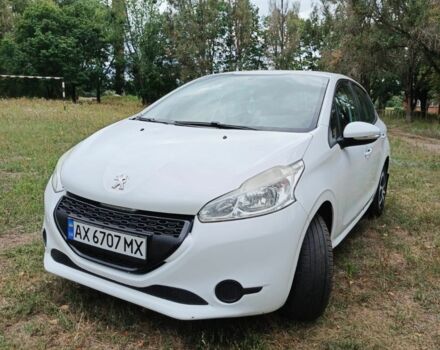 Білий Пежо 208, об'ємом двигуна 1 л та пробігом 82 тис. км за 5000 $, фото 5 на Automoto.ua