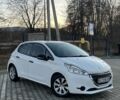 Белый Пежо 208, объемом двигателя 1.4 л и пробегом 189 тыс. км за 5700 $, фото 1 на Automoto.ua