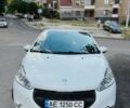 Белый Пежо 208, объемом двигателя 1.56 л и пробегом 175 тыс. км за 7900 $, фото 4 на Automoto.ua