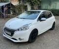 Пежо 208 2013 в Одессе на Automoto.ua Белый Пежо 208, объемом двигателя 1.56 л и пробегом 190 тыс. км за 4999 $, фото 1 на Automoto.ua